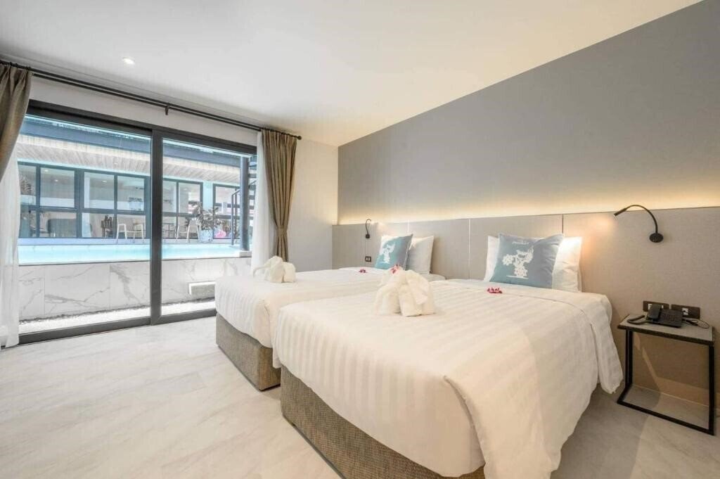 Изображение Tour De Phuket Hotel 4*