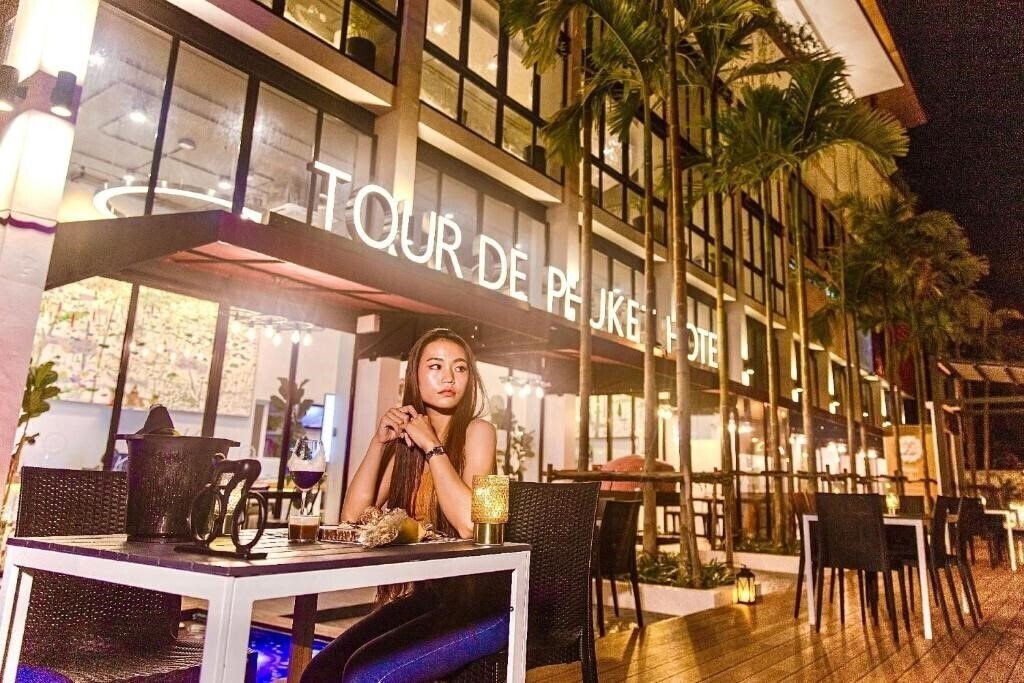 Апартаменты Tour De Phuket Hotel 4*