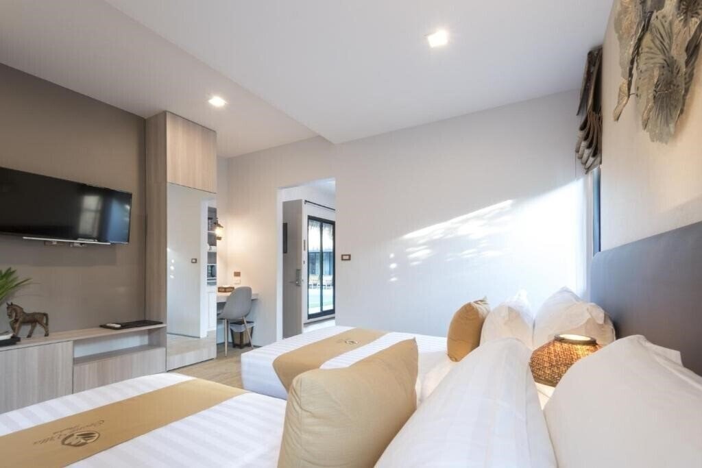 Панорама Ozone Villa Phuket 5*