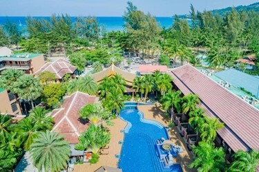 Отель Patong Buri Resort 3*