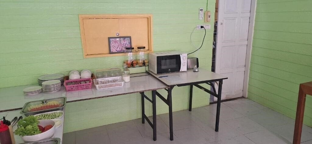 Вид Favorite Place Hotel 3*