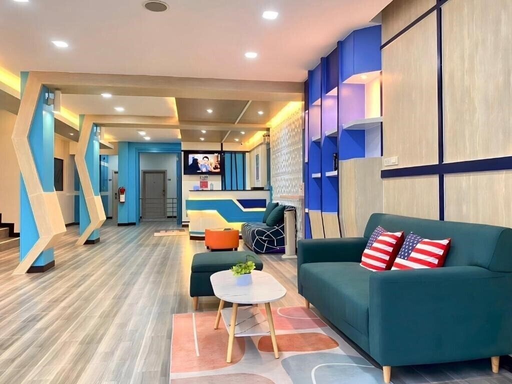 Отель Icheck Inn Chill Patong 3*