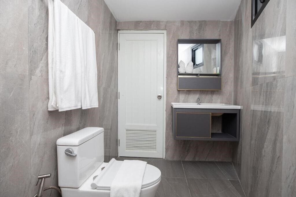 Панорама Icheck Inn Darisa Tropicana Hills Patong 3*