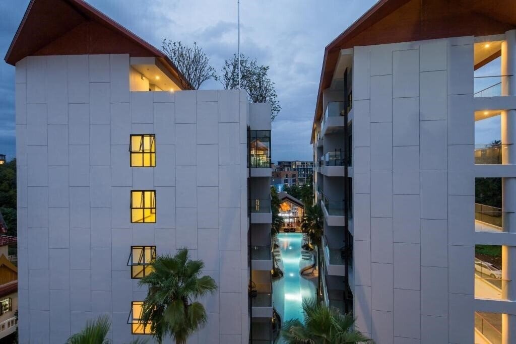 Территория Palmyrah Surin Beach 3*