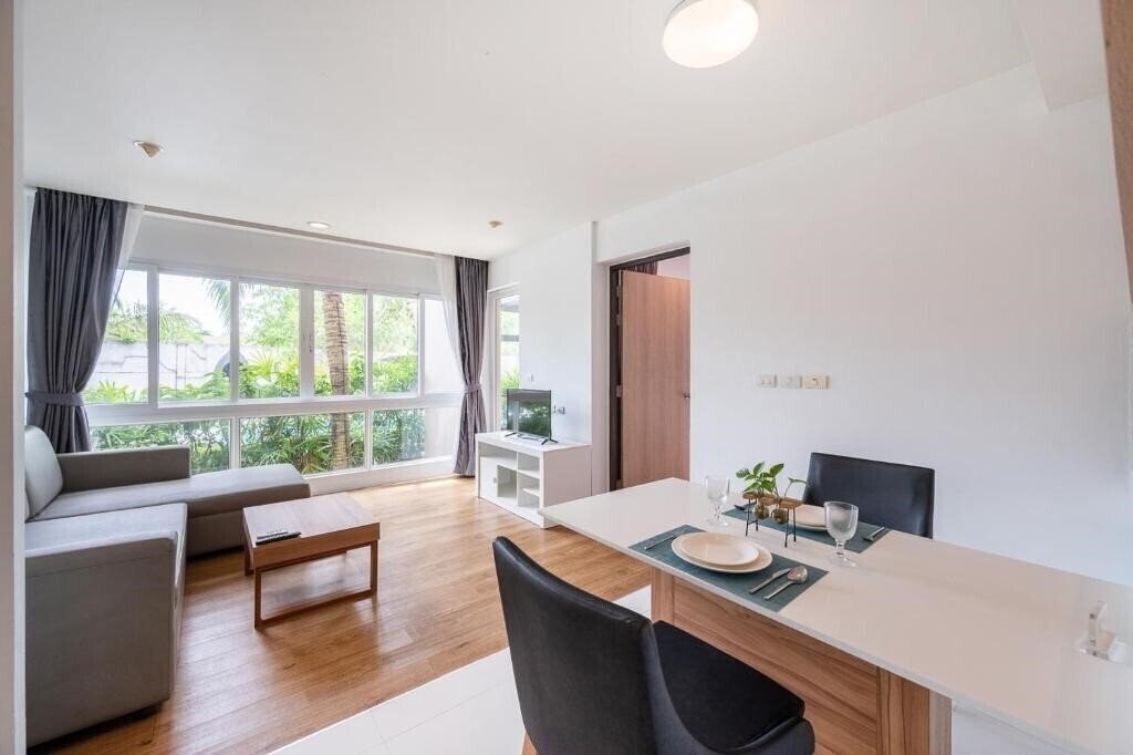 Территория Hotel Coco Phuket Bangtao 4*