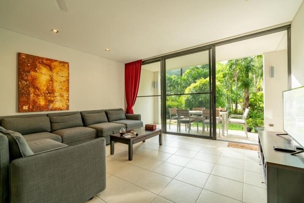 Вид Bangtao Beach Garden 4*