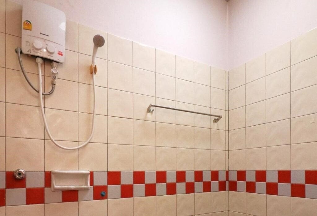 Фотографія Baan Nat By Oyo Rooms 2*