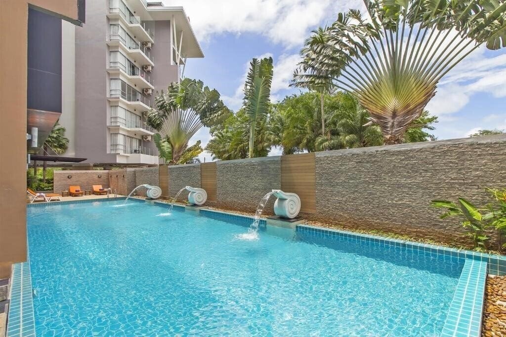 Апартаменты Chic Condominium 2*