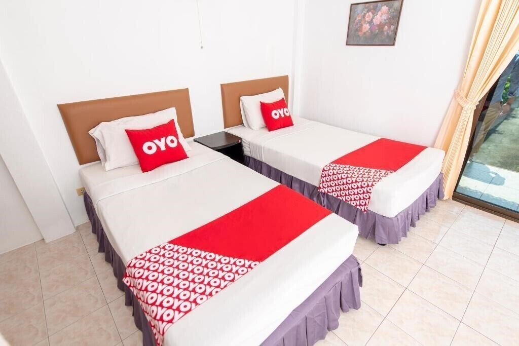 Апартаменты Oyo 325 Naiyang Cottage 3*