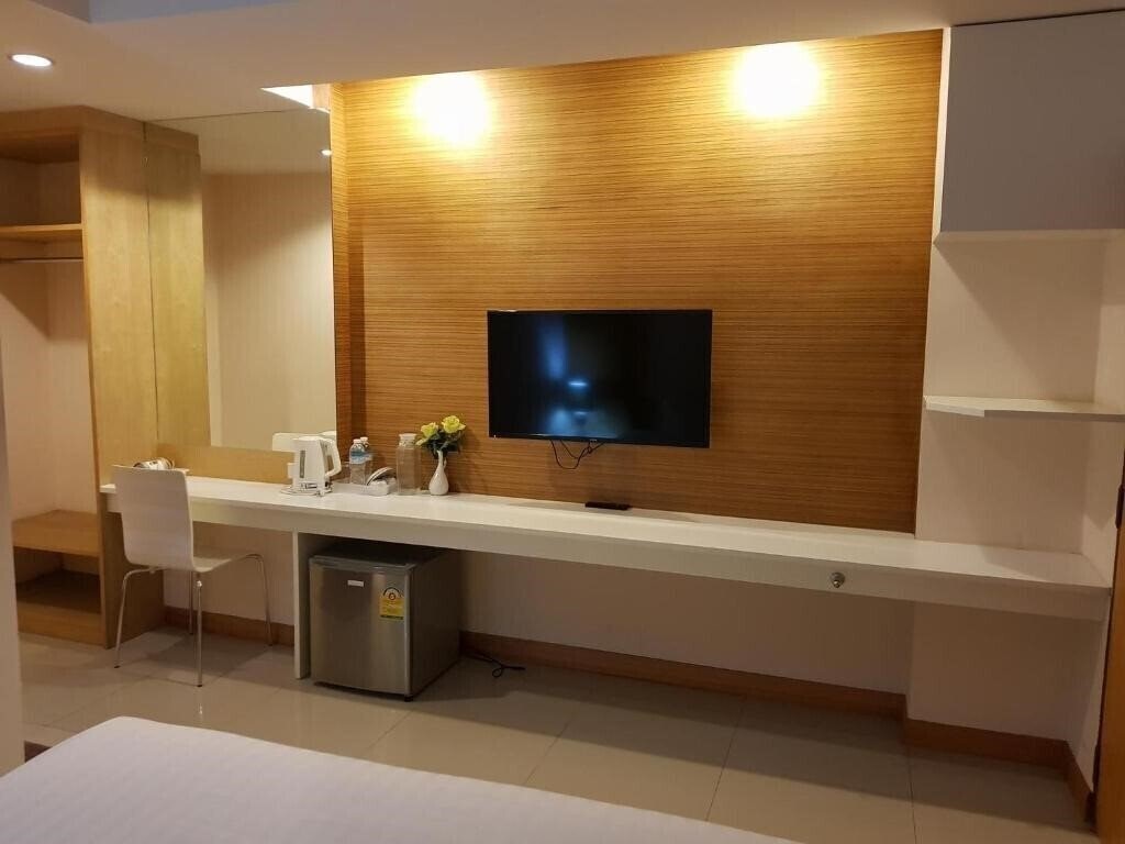 Фотография The Little Nest Phuket Hotel 1*