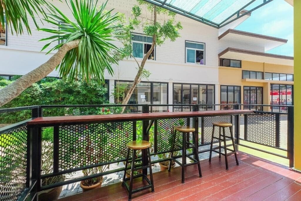 Изображение The Little Nest Phuket Hotel 1*