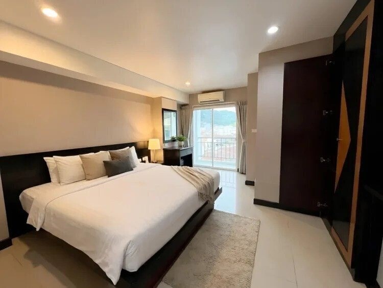 Апартаменти Azizi Boutique Hotel by Recall Hotels 3*