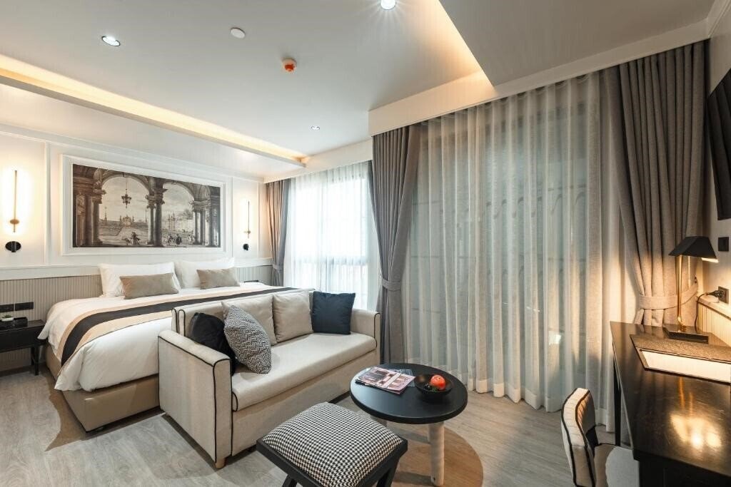 Вид Chateau Du Village 4*