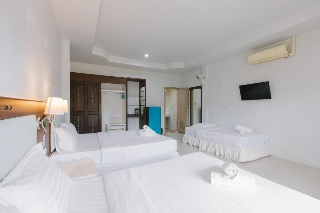 Территория Kata On Sea Bungalows 3*