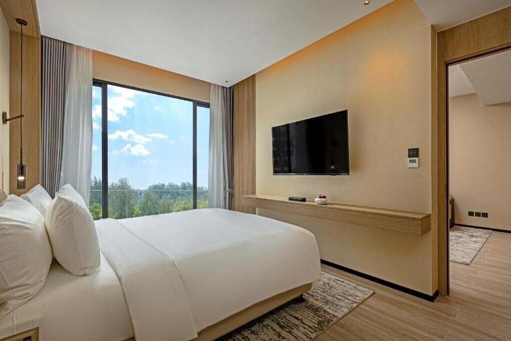 Вид Laya Resort Phuket Island (ex. Wanda Vista Resort) 5*