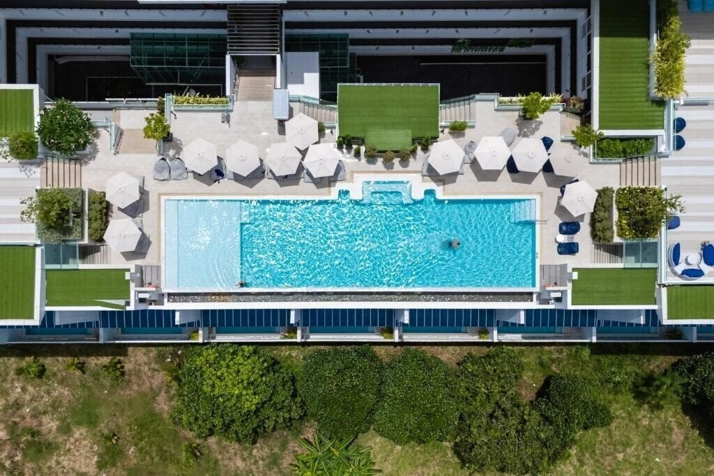 Вид Chalong Marina Bay View Phuket 5*