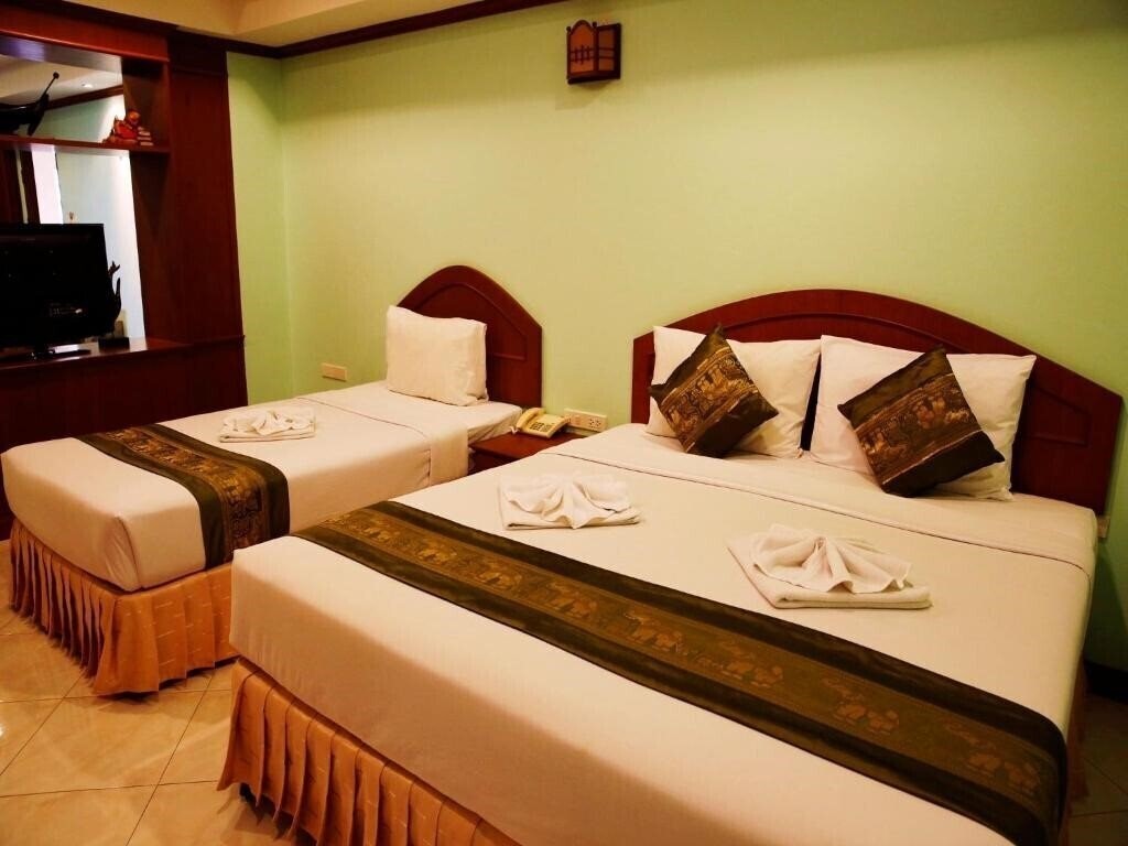 Территория Baan Ss Karon 3*