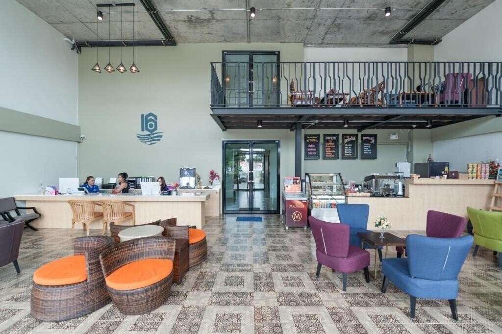 Территория The Sixteenth Naiyang Beach Hotel 4*