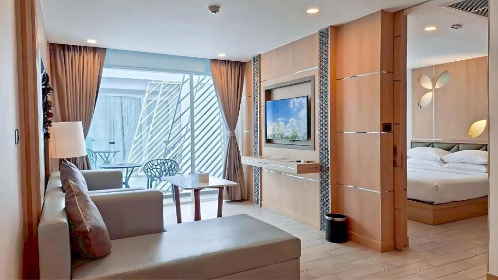 Вид Clarian Hotel Patong Beach 4*