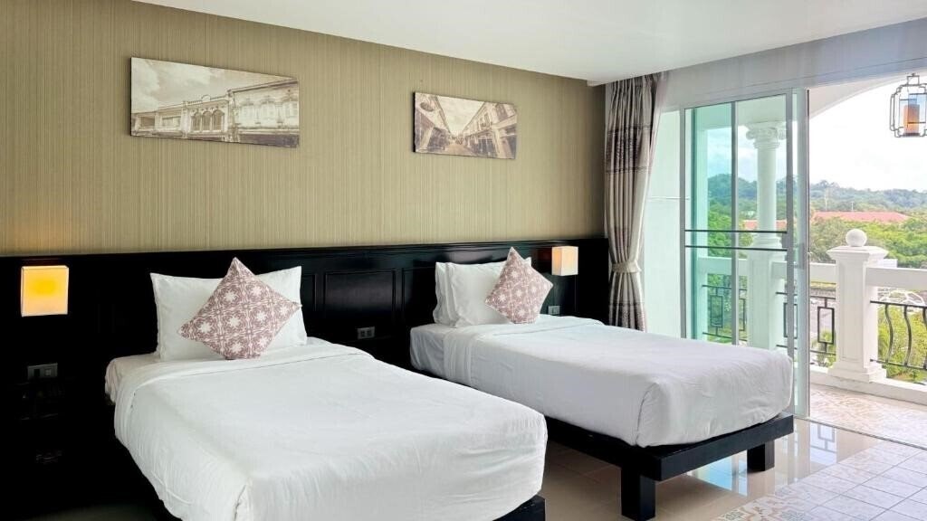 Территория Grand Supicha City Hotel 4*