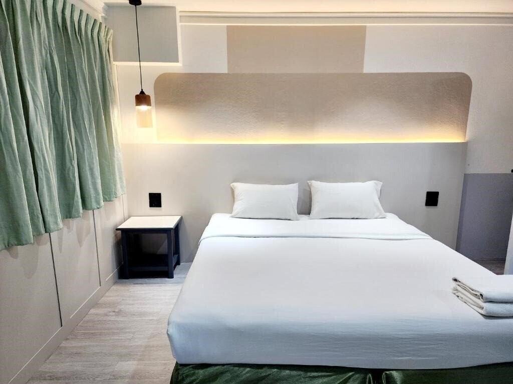 Готель Seatel Phuket Patong Beach 3*