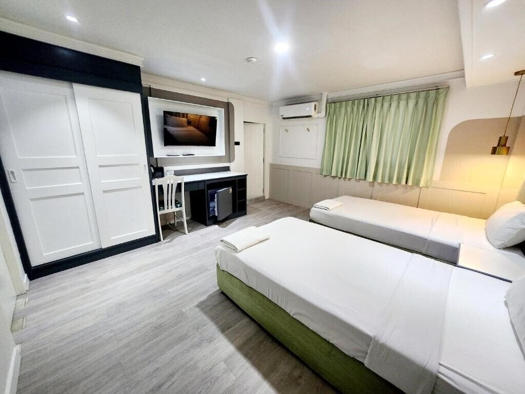 Фото Seatel Phuket Patong Beach 3*