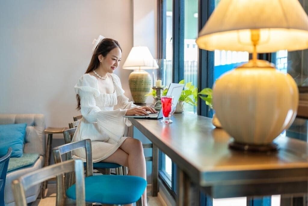 Вид Bhukitta Boutique Hotel Phuket Town 4*