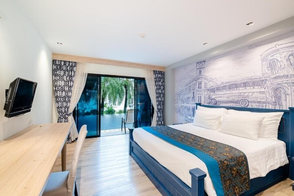 Апартаменти Bhukitta Boutique Hotel Phuket Town 4*