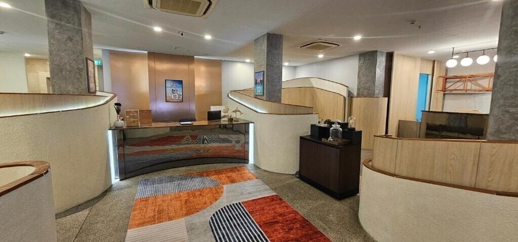 Панорама Aspira Central Patong 4*