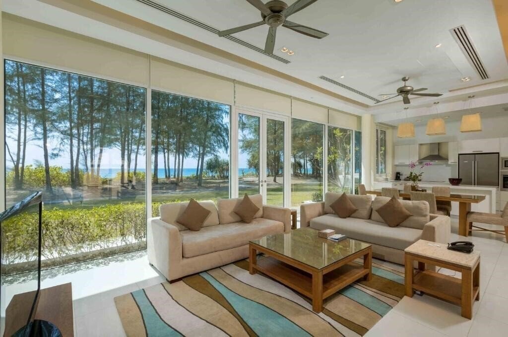 Отель Andaman Pool Villas 5*