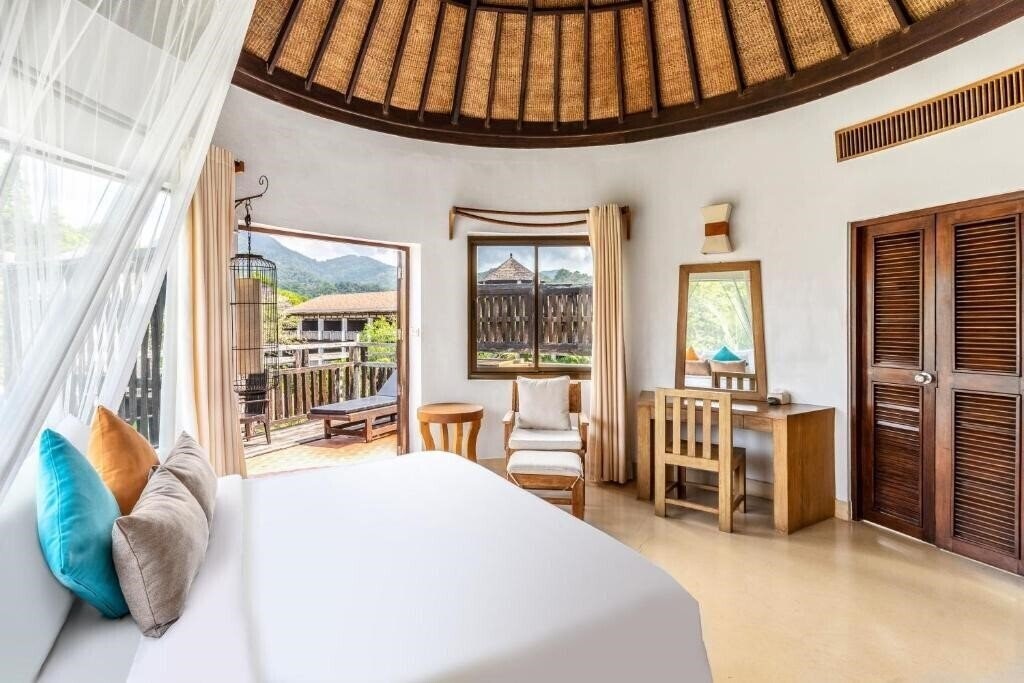 Фото Aana Resort 4*