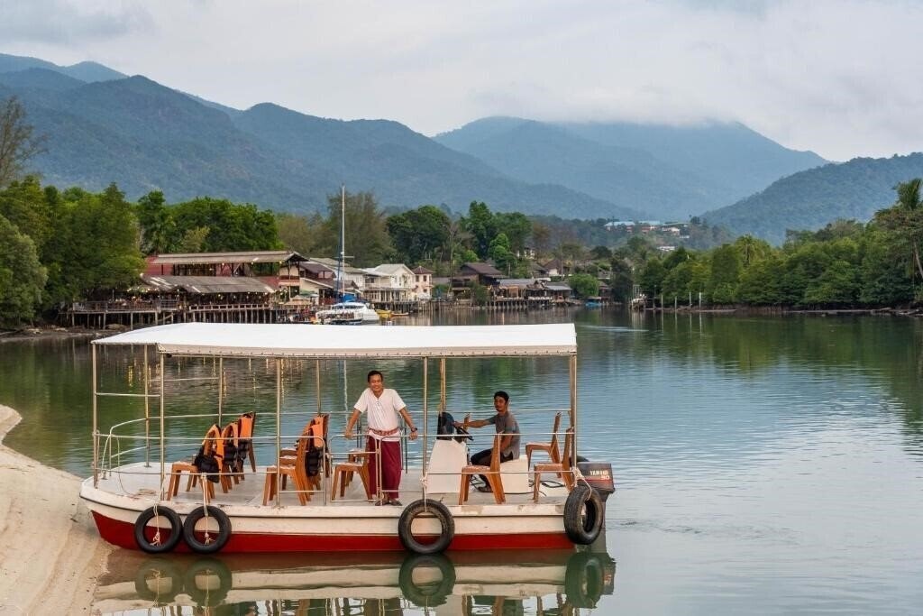 Территория Aana Resort 4*