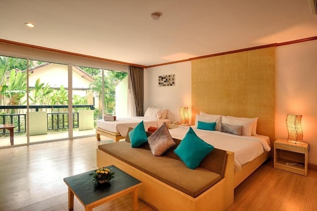 Апартаменты Phuket Island View 3*