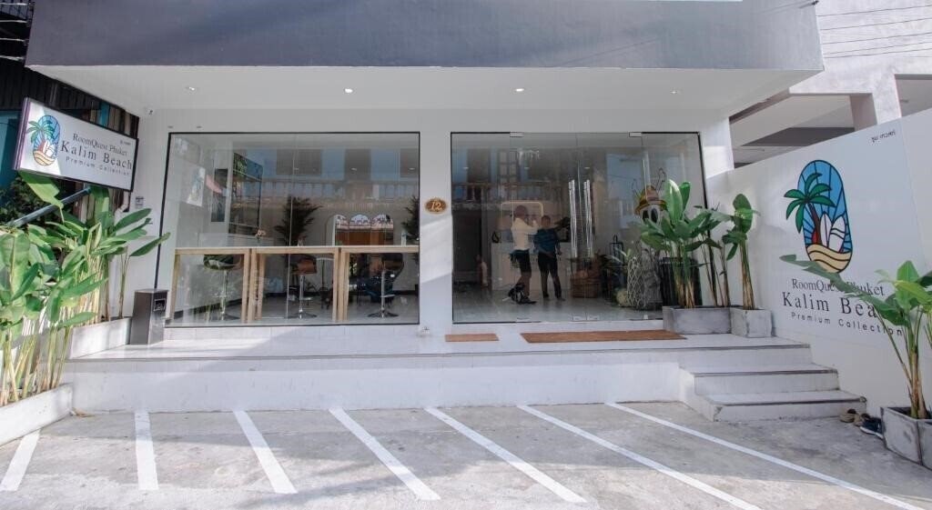 Вид Roomquest The Beach Kalim 2*