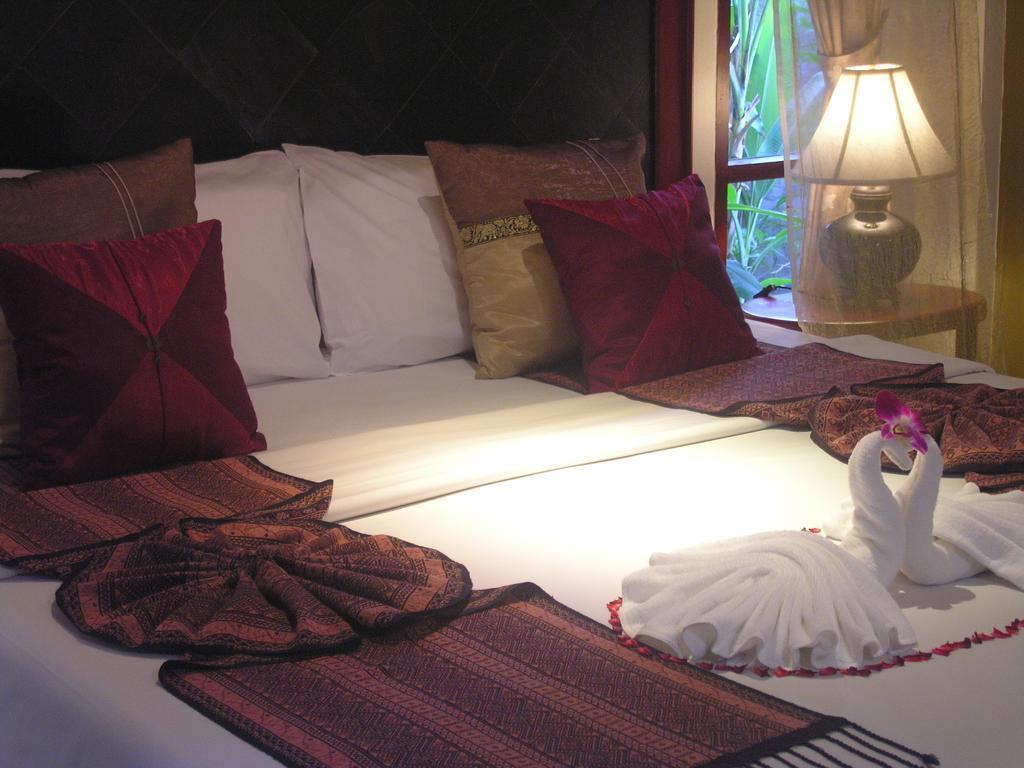 Апартаменты Bangtao Beach Chalet 4*