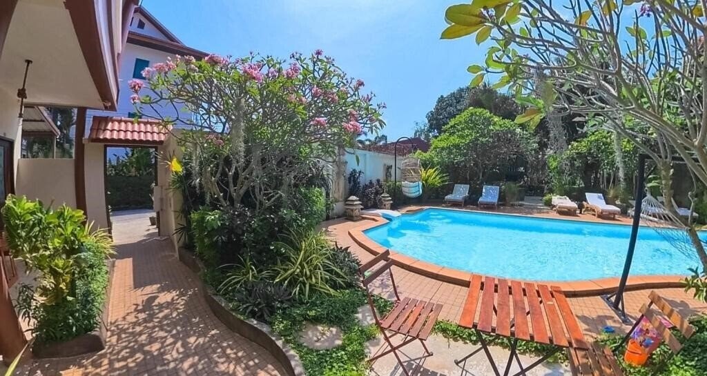 Фото Namphung Phuket Boutique Resort 4*