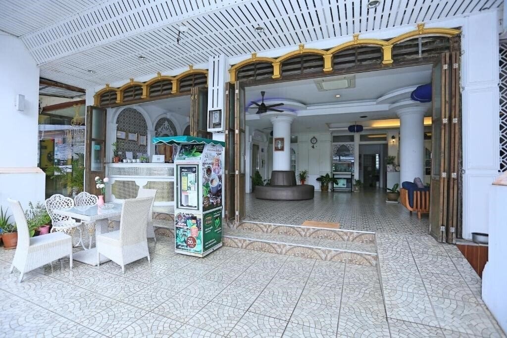 Картинка Lucky Sun Patong 3*
