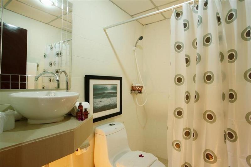 Вид Bamboo Beach Hotel & Spa 3*