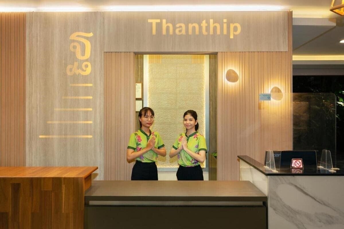 Вид Thanthip Beach Resort 3*