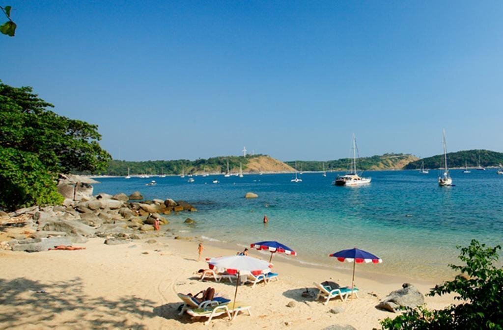 Отель Baan Krating Phuket 3*