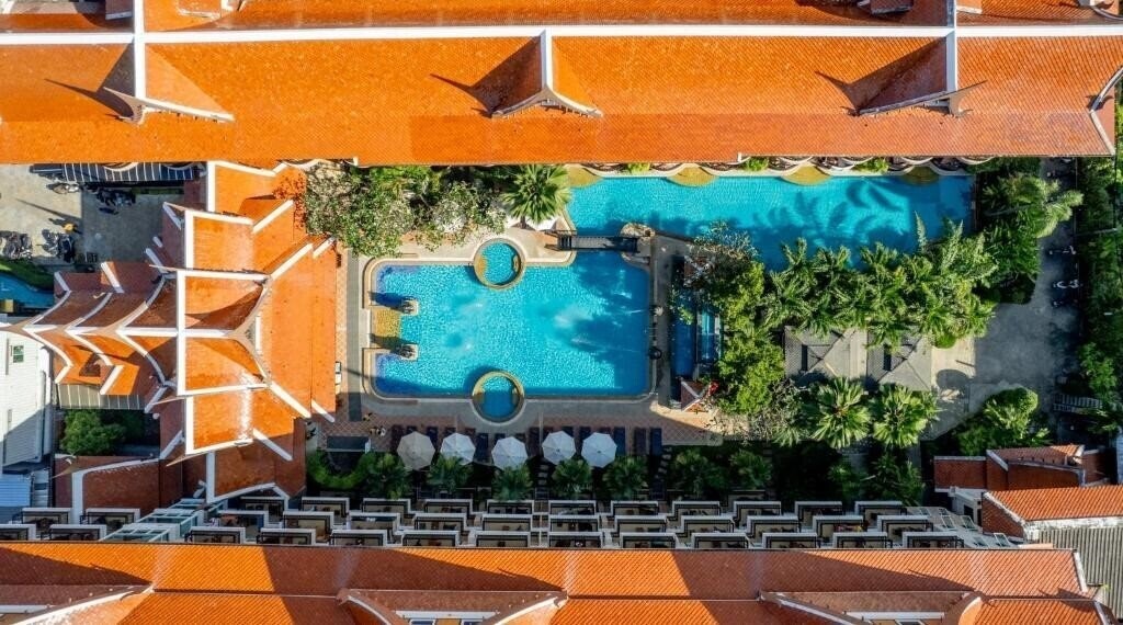 Отель Nipa Resort 3*