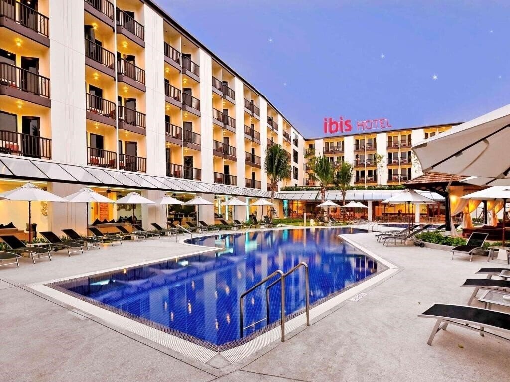 Вид Ibis Phuket Kata 3*