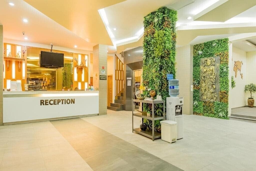 Апартаменти Hallo Patong 2*