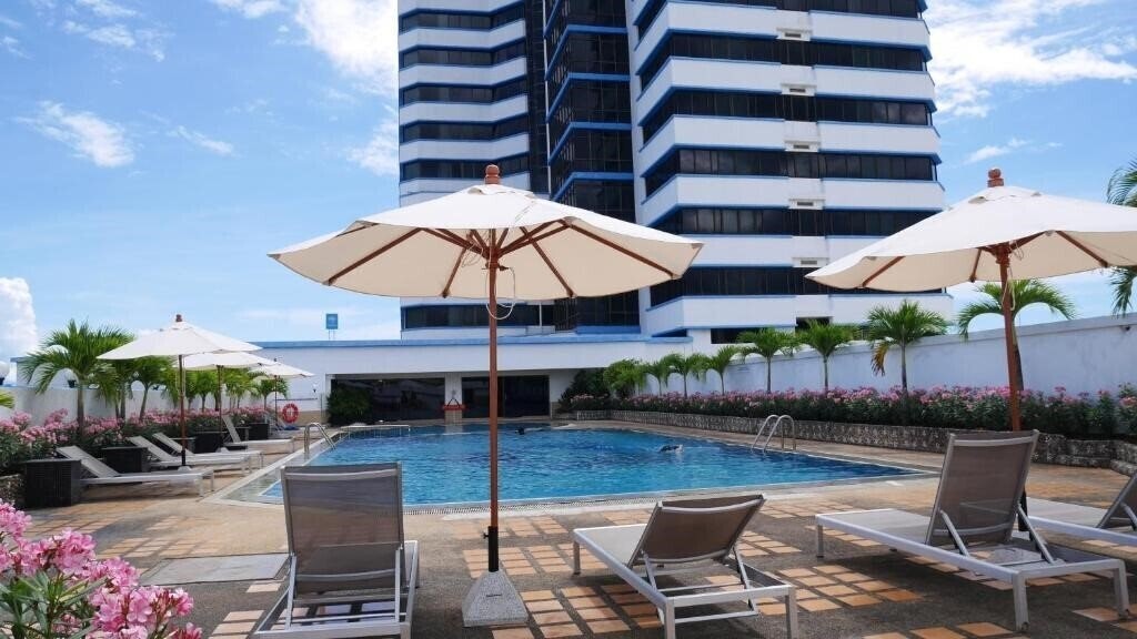 Зображення Royal Phuket City Hotel 4*