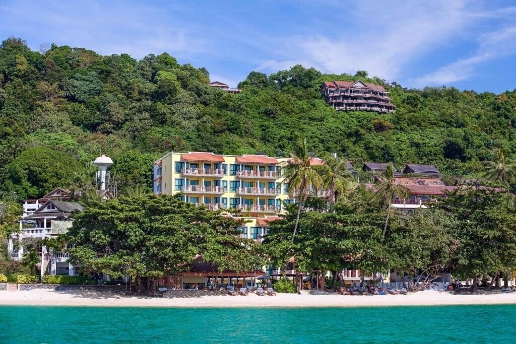 Территория By The Sea 3*