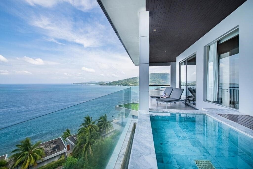 Вид Cape Sienna Phuket Hotel & Villas 5*