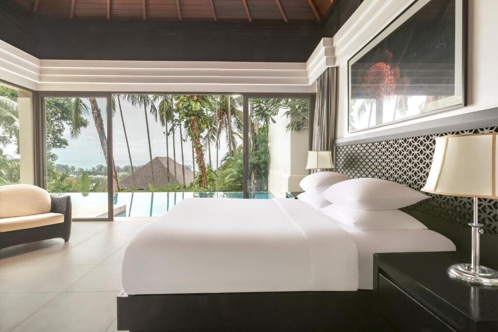 Картинка Phuket Pavillions Hotel 5*