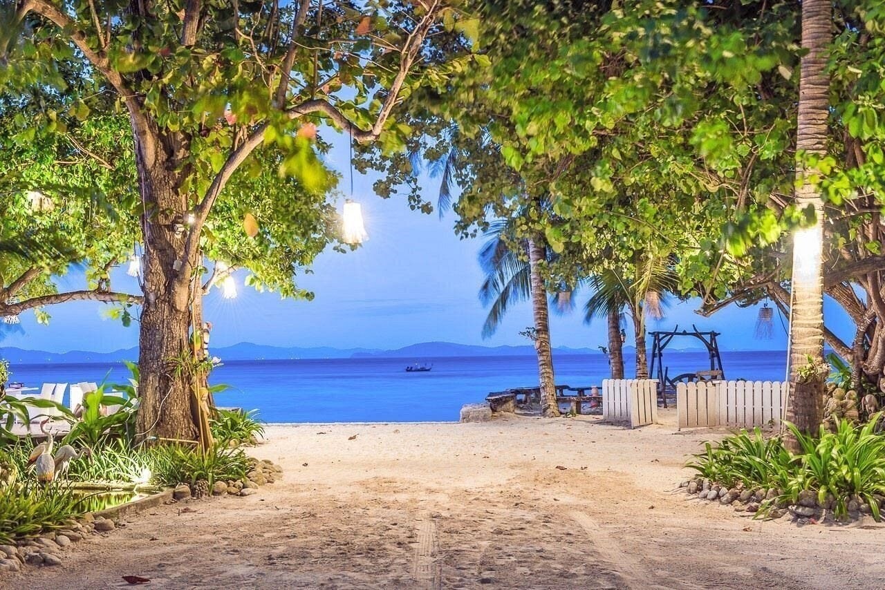 Территория The Racha Resort 5*