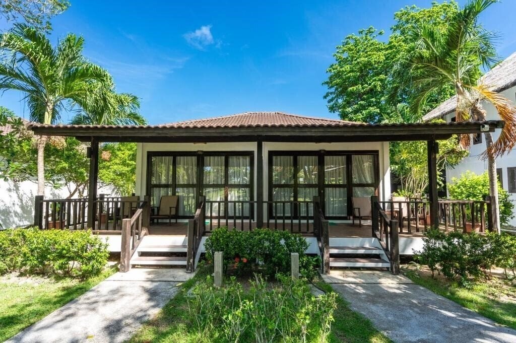 Панорама Ban Raya Resort & SPA 3*