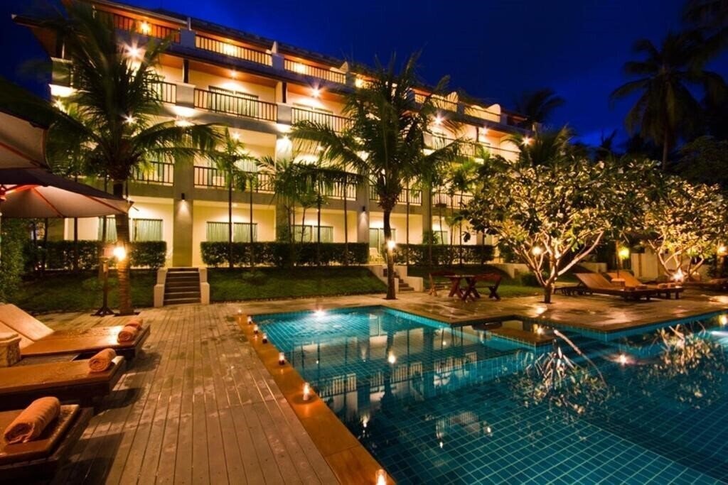 Отель Lamai Buri Resort 3*